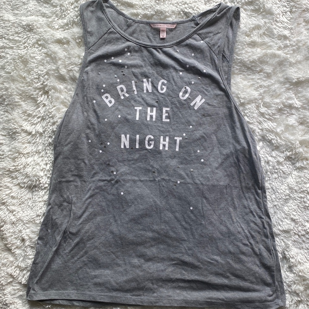 New VS Tank, Size M/Long